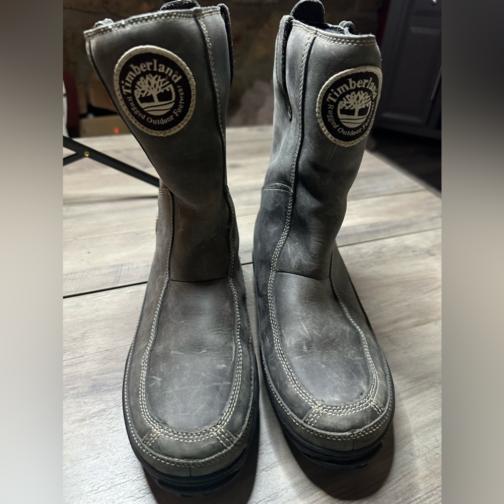 Womens Timberland dark gray Thermolite Slip-on Mukluk Boots Sz 9
